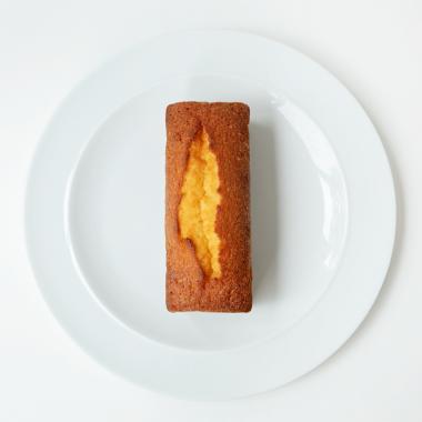 MARGARET HOWELL CAFE / LEMON POUND CAKE