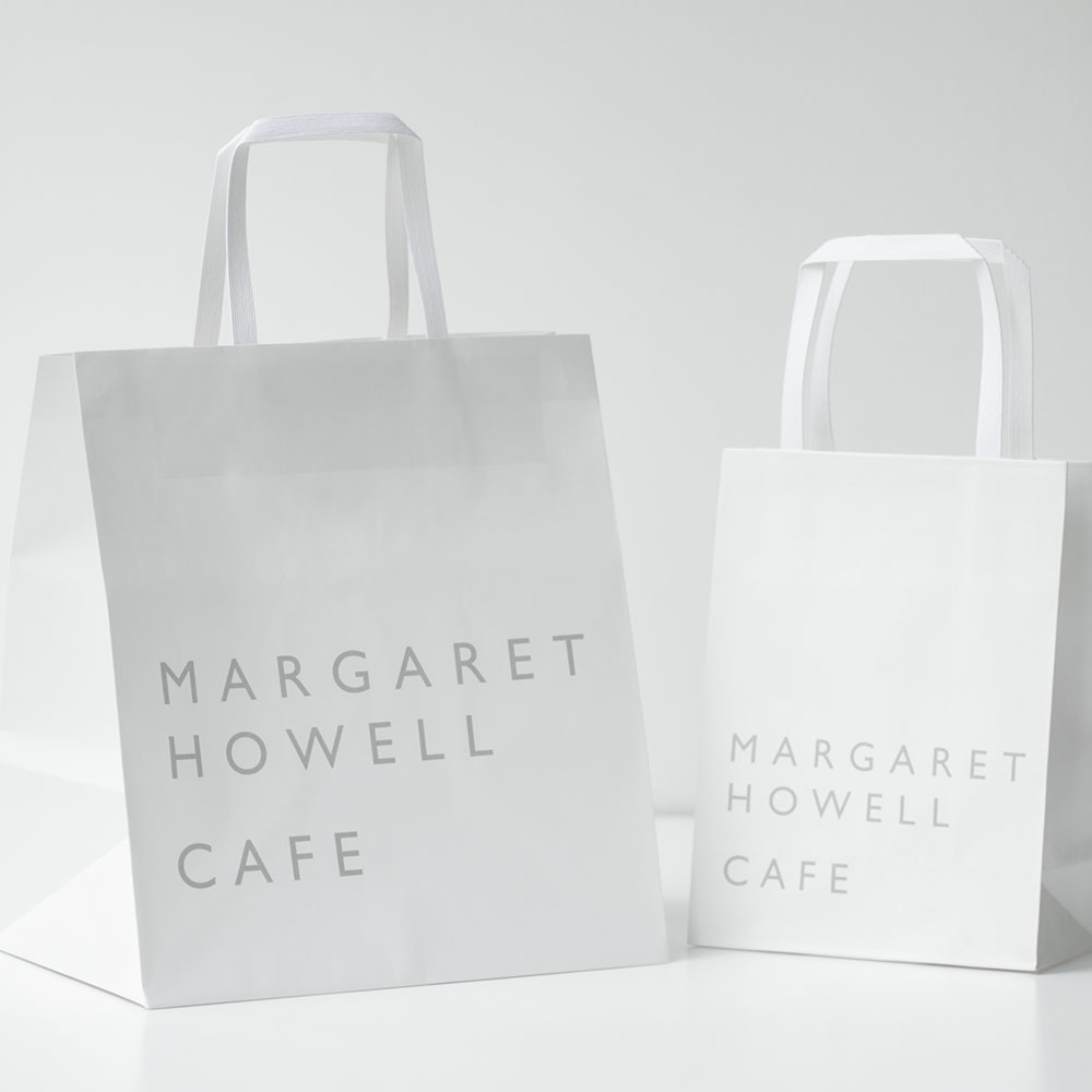 左：紙袋(大)　右：紙袋(小)