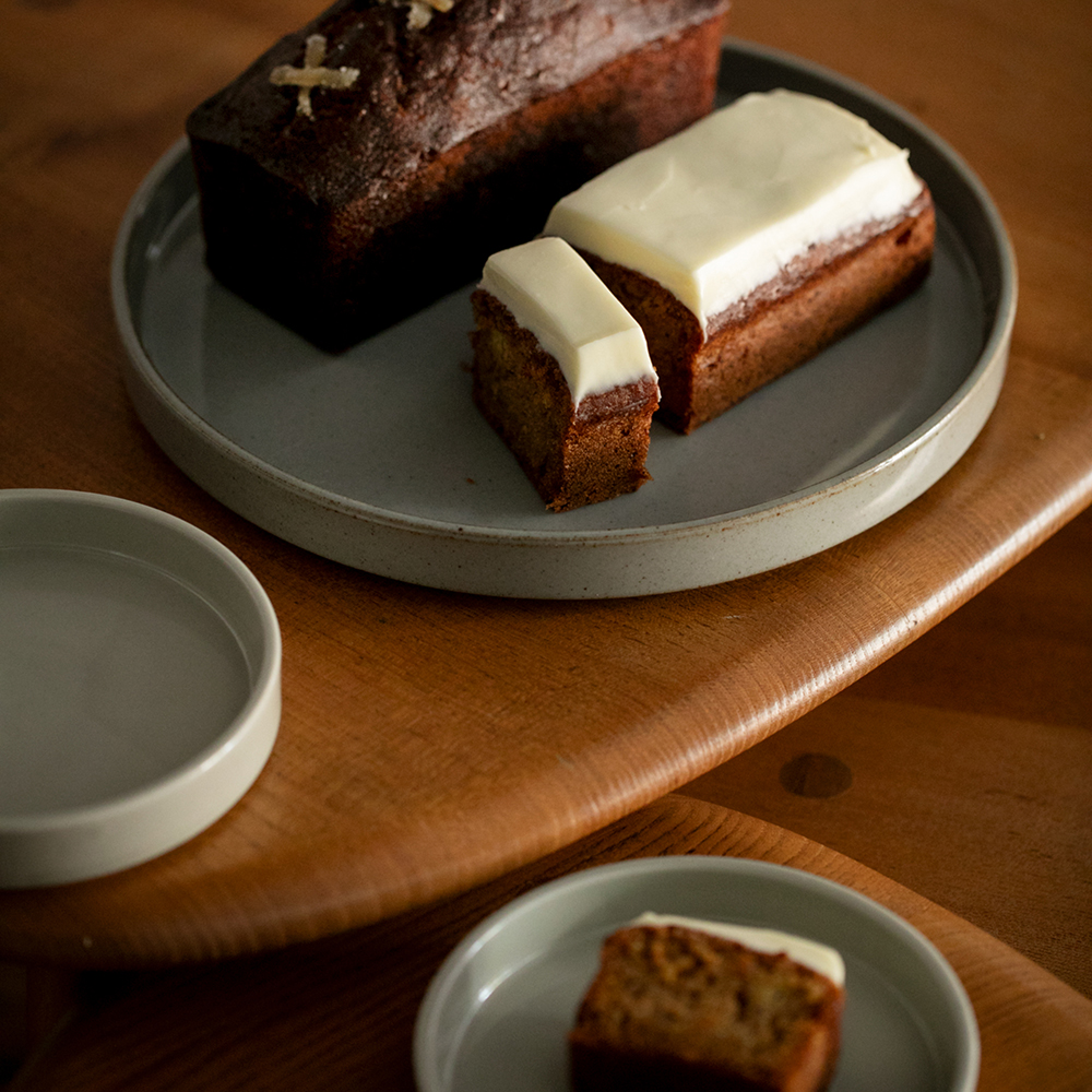GINGER CAKE & CARROT  CAKE