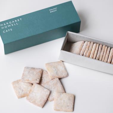 MARGARET HOWELL CAFE / WALNUT BISCUIT