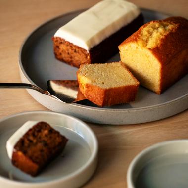 MARGARET HOWELL CAFE / CARROT  CAKE & LEMON POUND CAKE